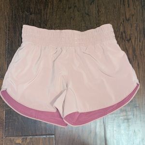 Lululemon — REVERSIBLE shorts — 3” — 4